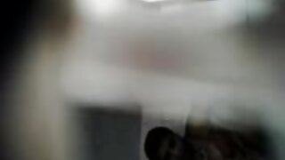 Այս կորագլուխ MILF-ի ...